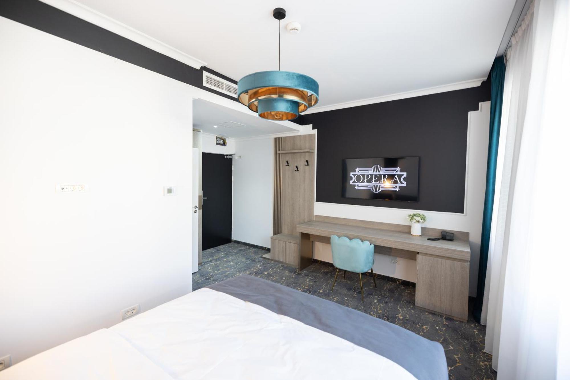 טימישוארה Opera Hotel מראה חיצוני תמונה