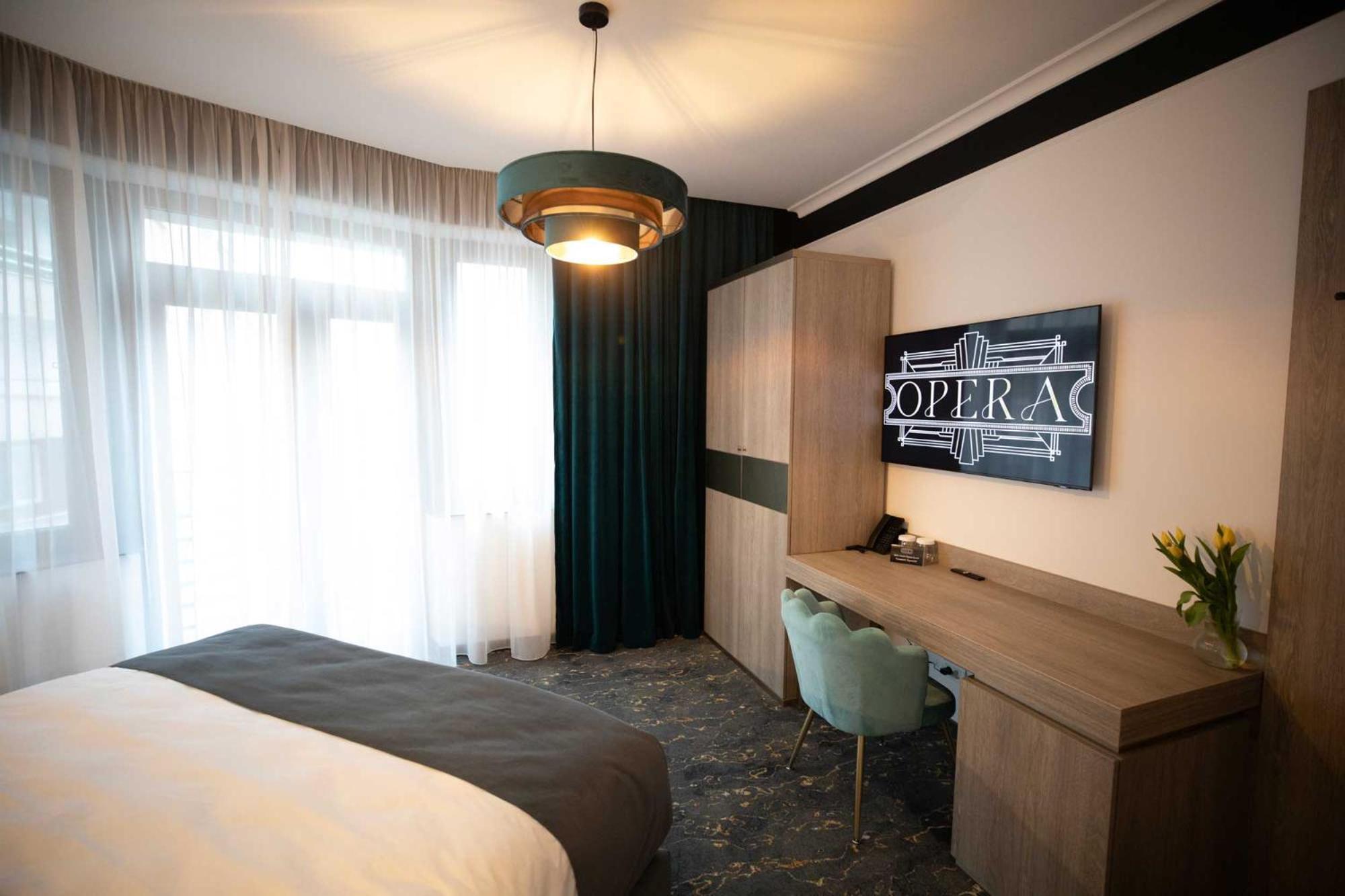 טימישוארה Opera Hotel מראה חיצוני תמונה
