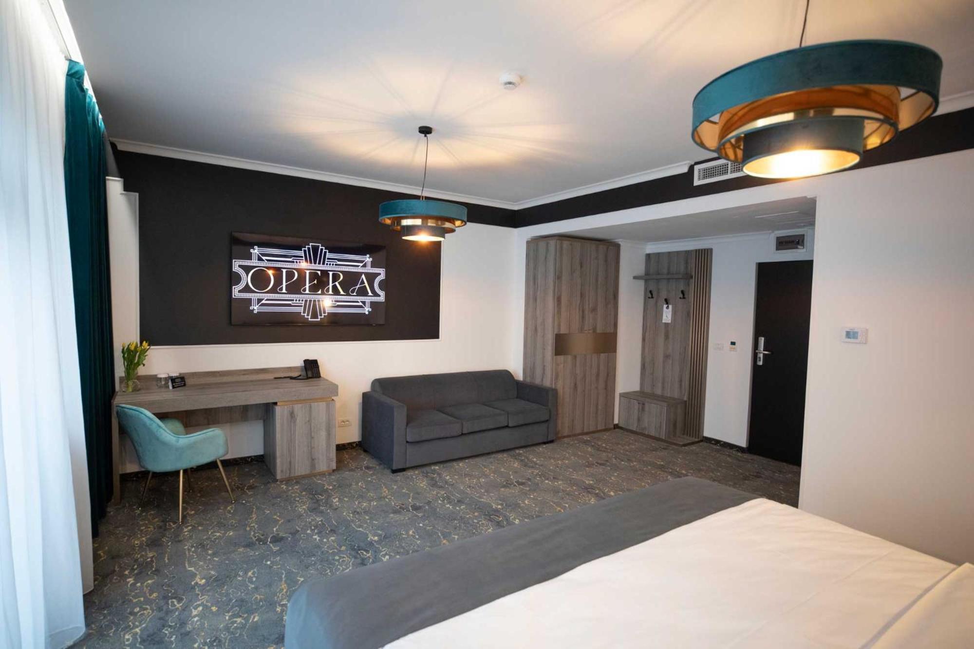 טימישוארה Opera Hotel מראה חיצוני תמונה