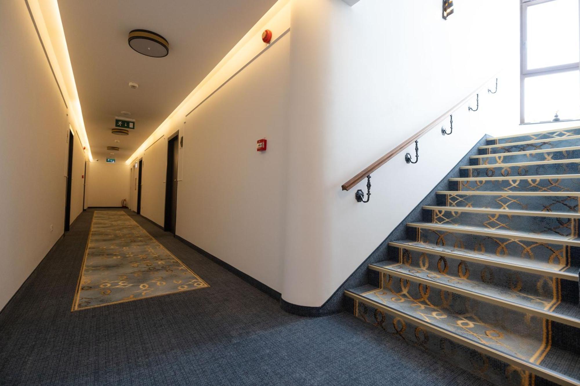 טימישוארה Opera Hotel מראה חיצוני תמונה